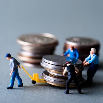 Viele fleißige Helfer arbeiten an unserer Wirtschaft