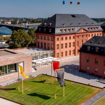 Luftaufnahme des Landtag Rheinland-Pfalz