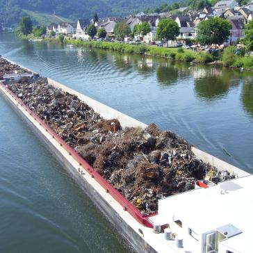 Dr. Helmut Martin zu den Folgen des Schiffsunfalls an der Mosel-Schleuse in Müden